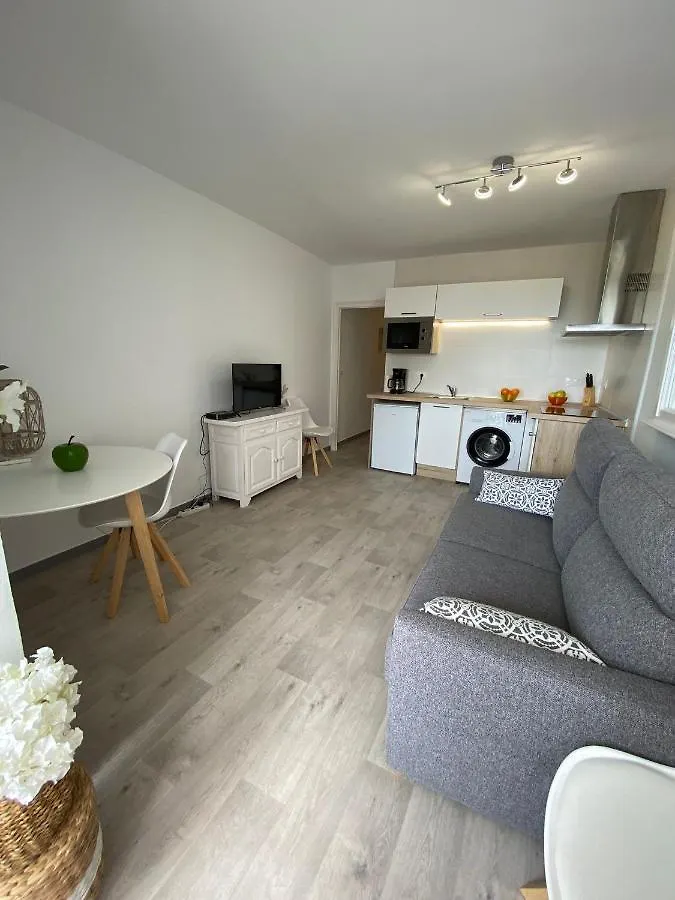 Appartement Moderne Premiere Ligne De Mer Santa Roses 0*,